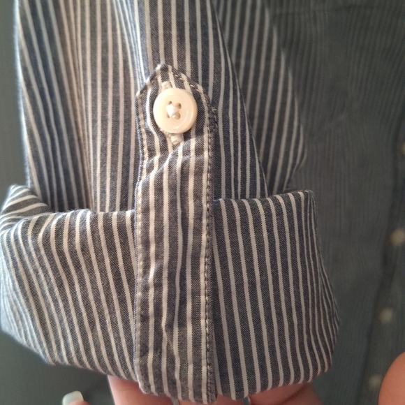 Mossimo Supply Co Pinstripe, Botton-down shirt - Picture 6 of 8